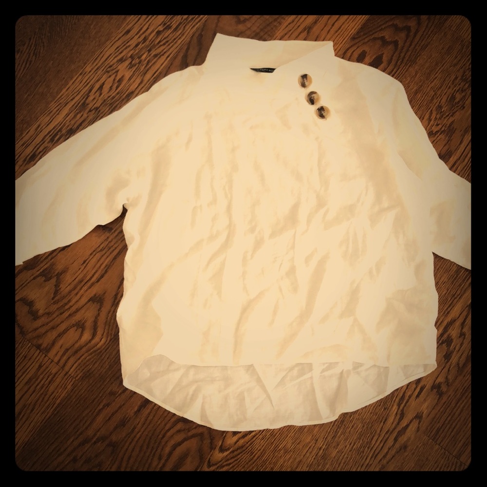 White mid sleeve button down